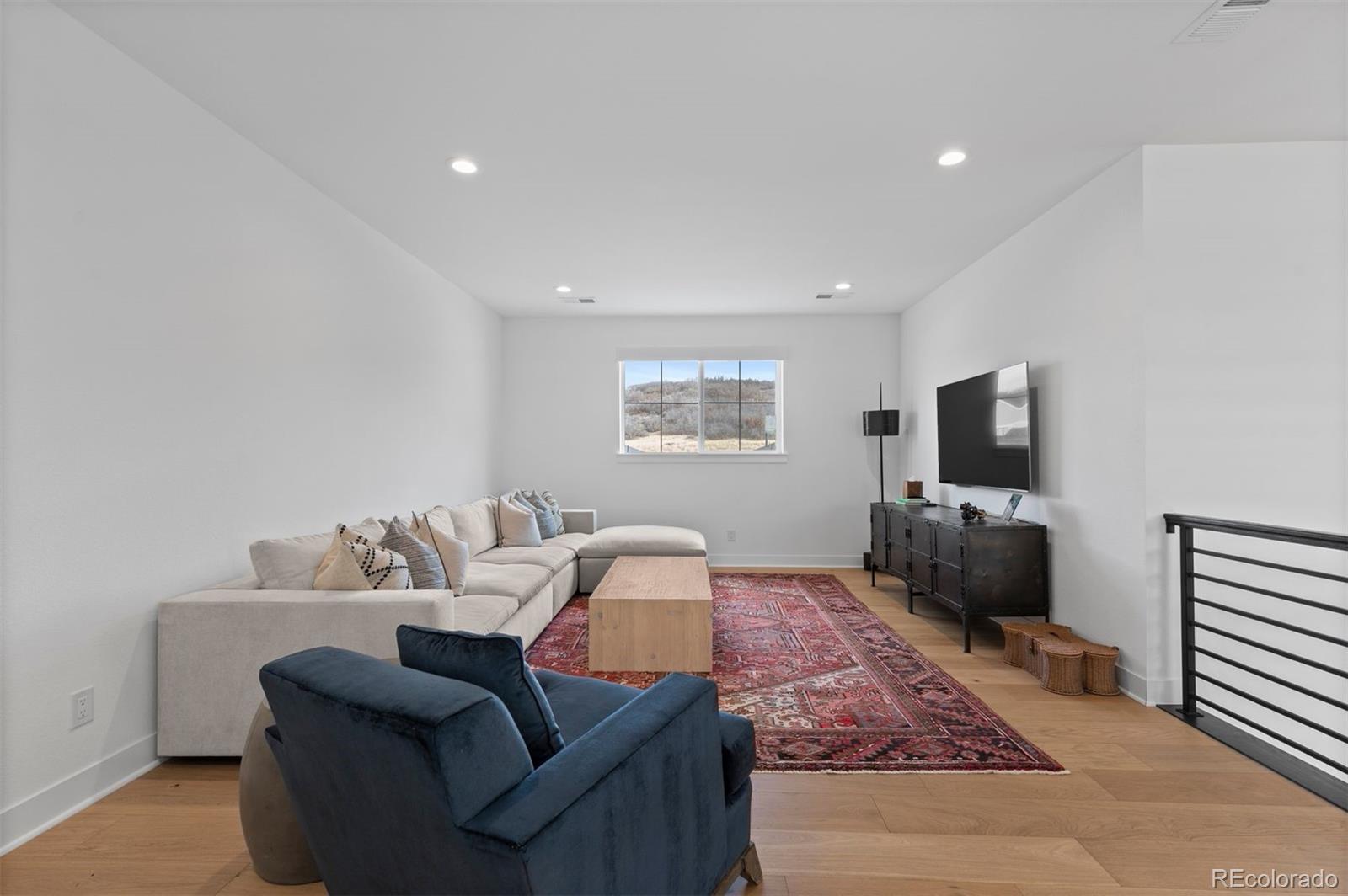 7585 Copper Sky Court