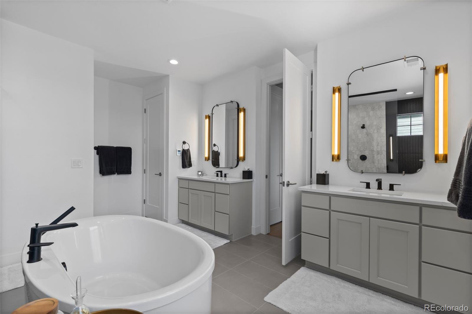 7585 Copper Sky Court