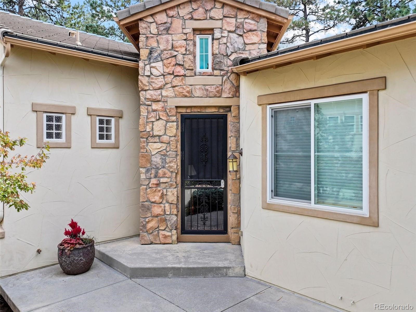 5089 Hidden Pond Place