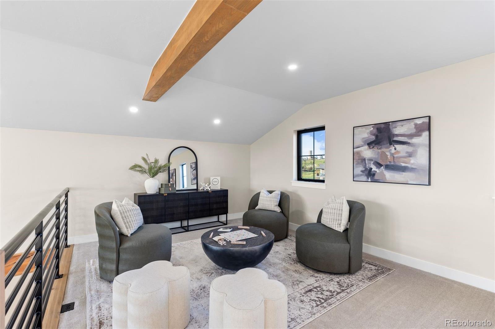 2433 Fox View Trail