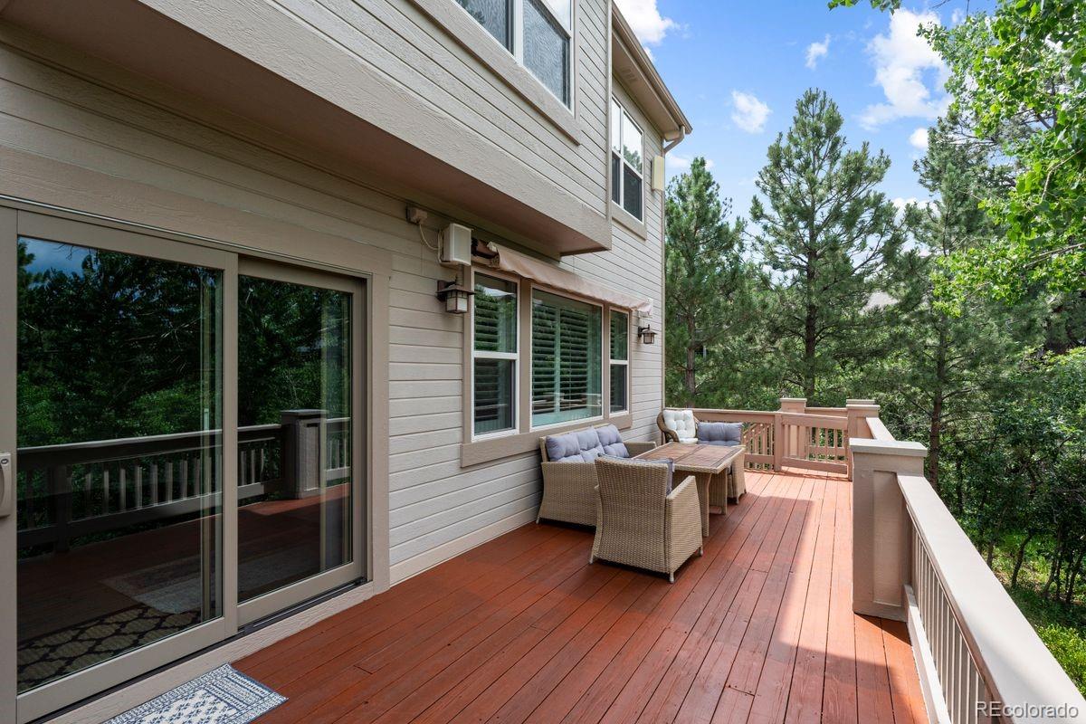 906 Greenridge Lane