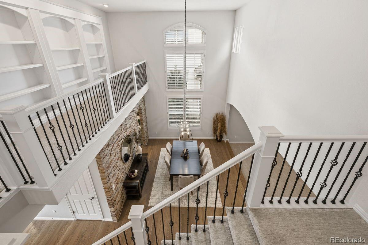 906 Greenridge Lane