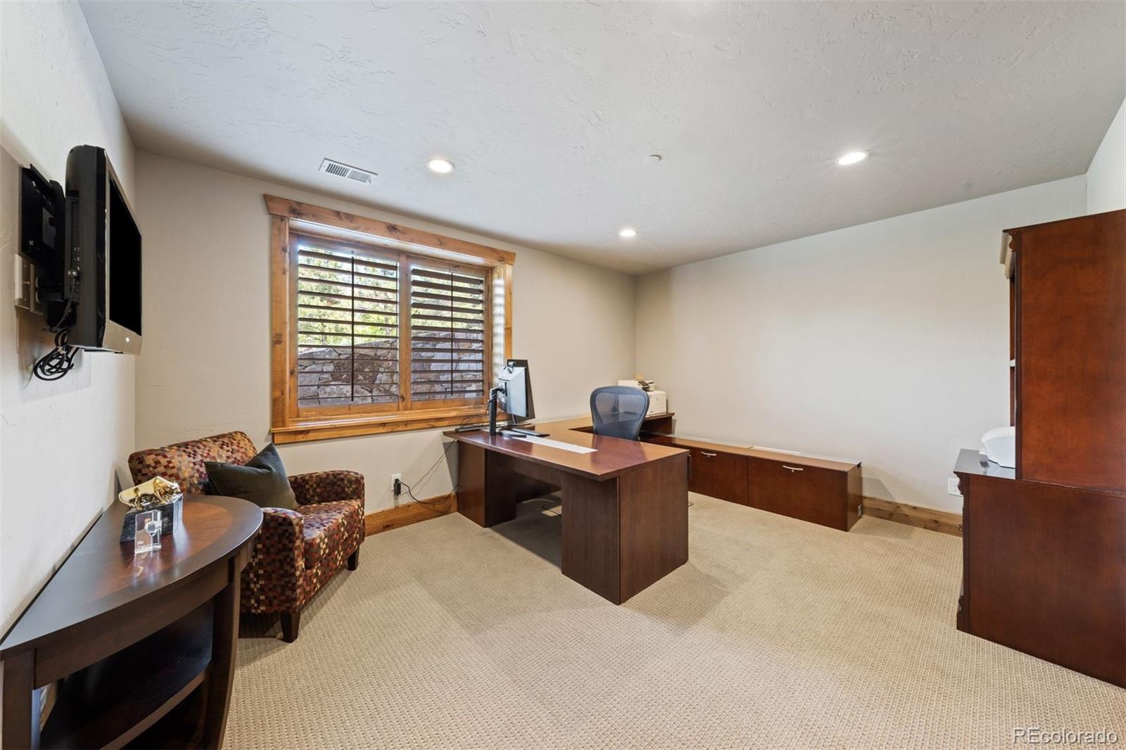 83 Castle Pines Drive N