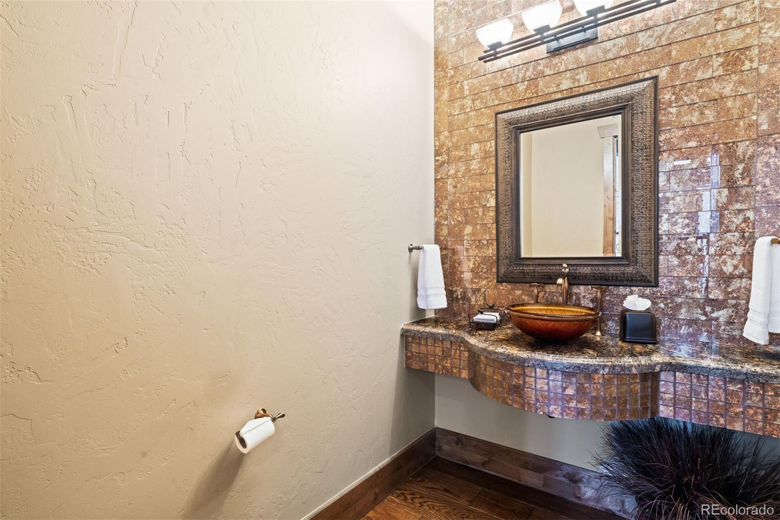 83 Castle Pines Drive N