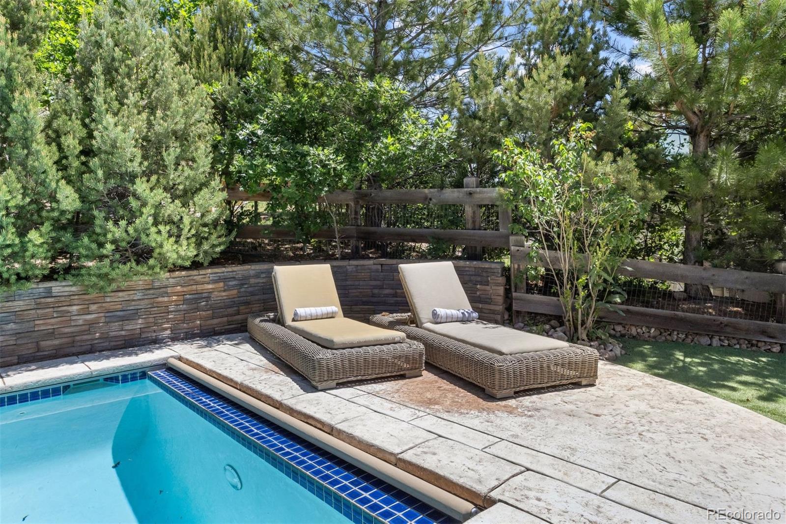 2151 Saddleback Drive