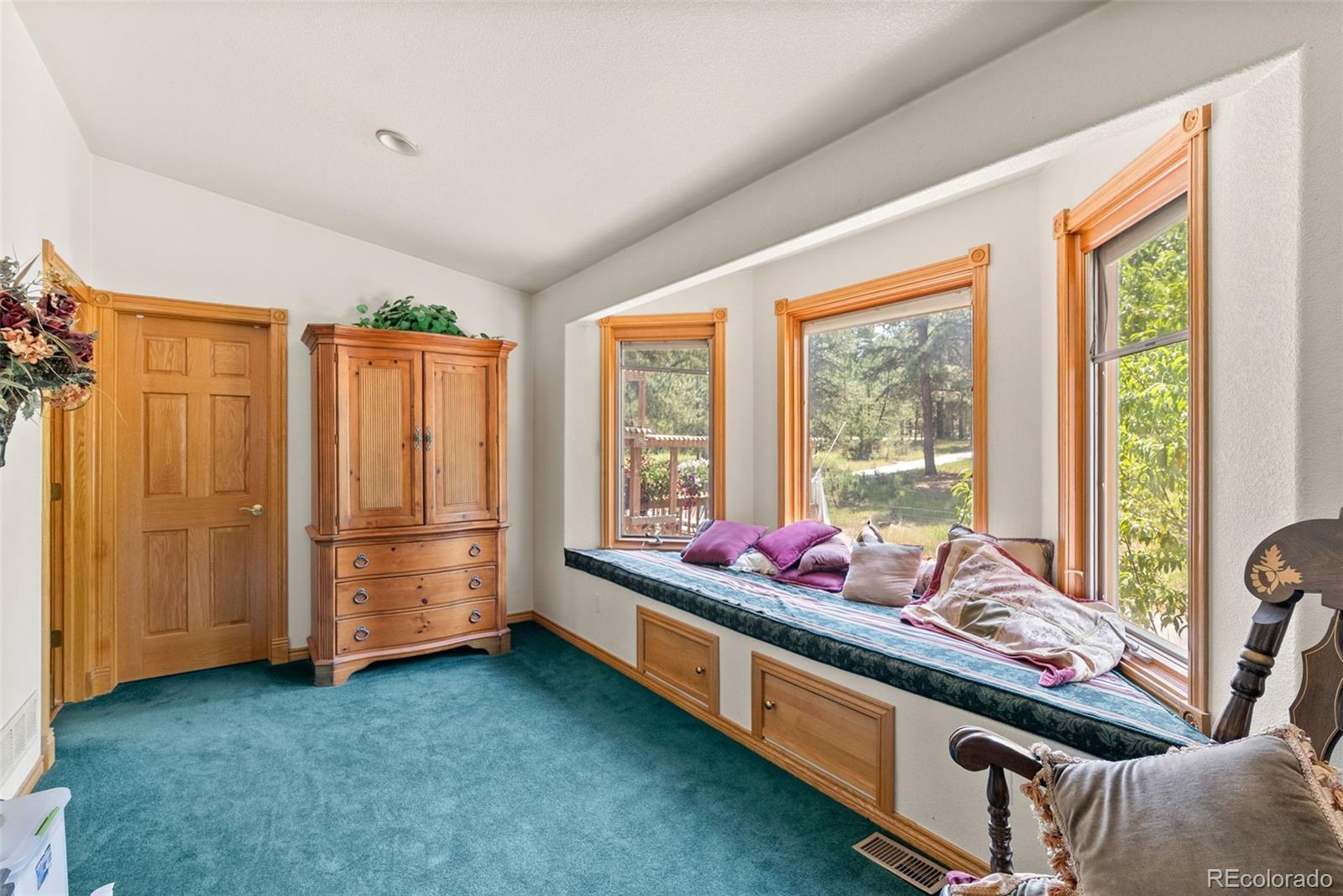 4745 Bonnie Ridge Drive