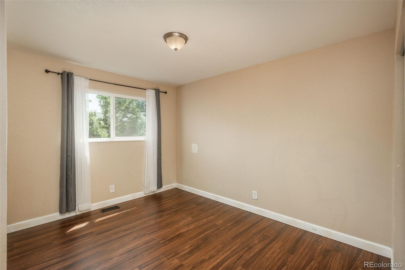 9876 Milwaukee Street