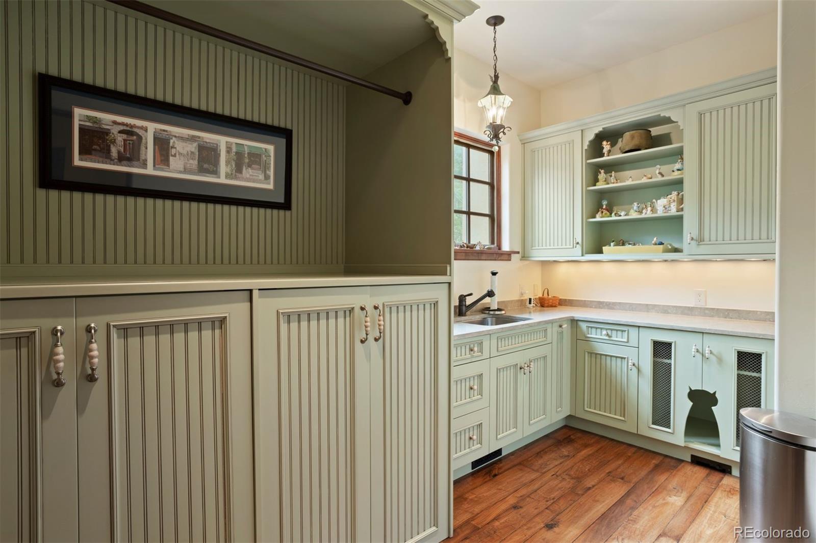 1073 Country Club Estates Drive