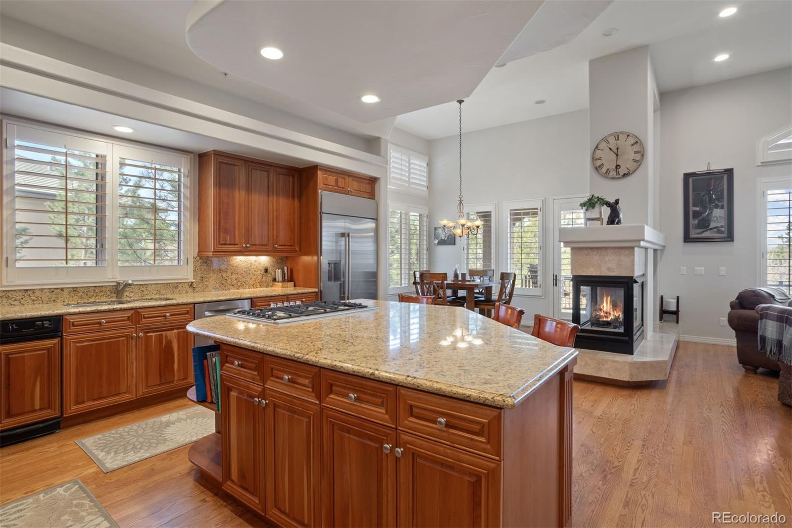 2904 Fairway View Court