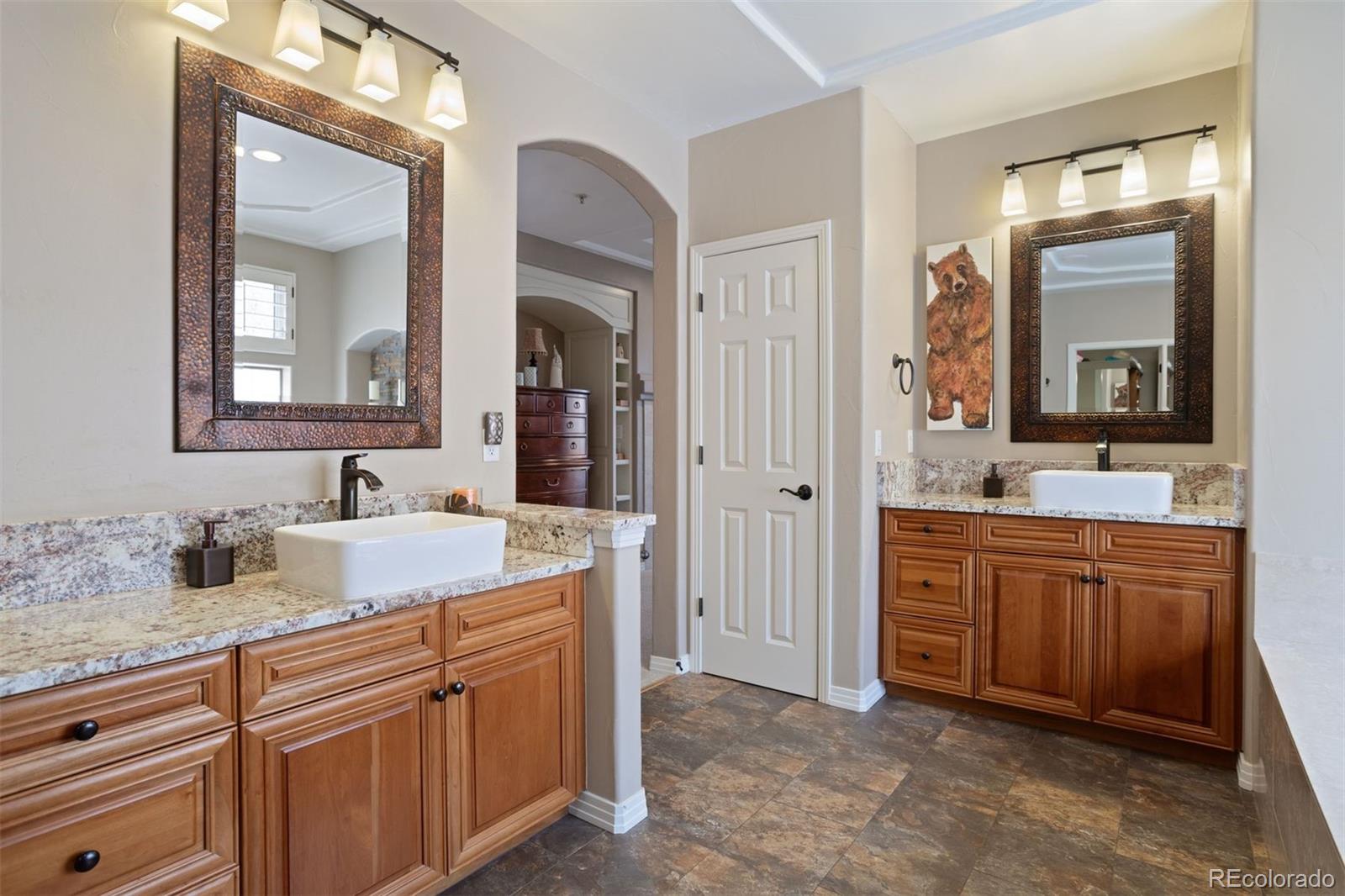 2904 Fairway View Court