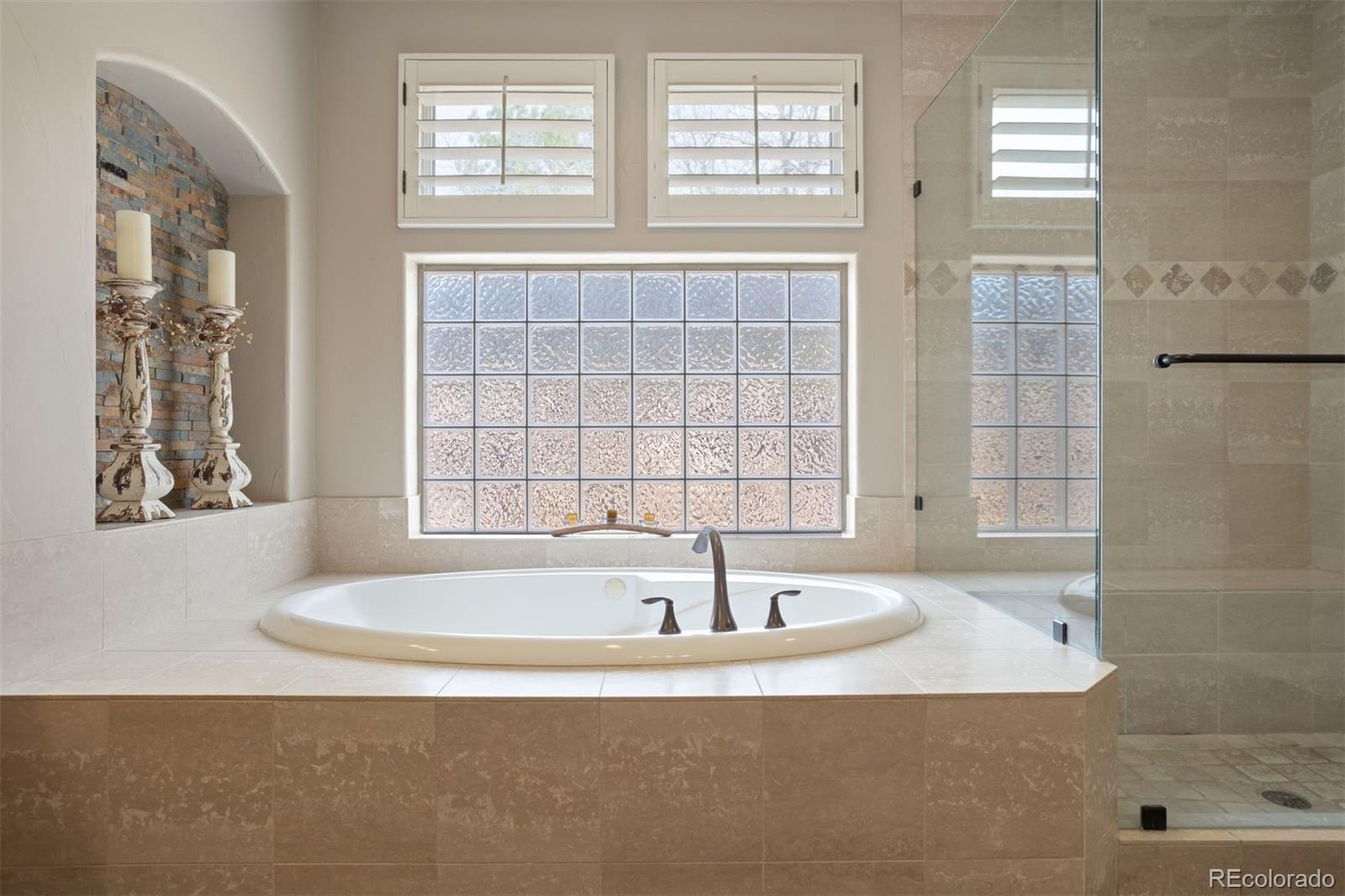 2904 Fairway View Court