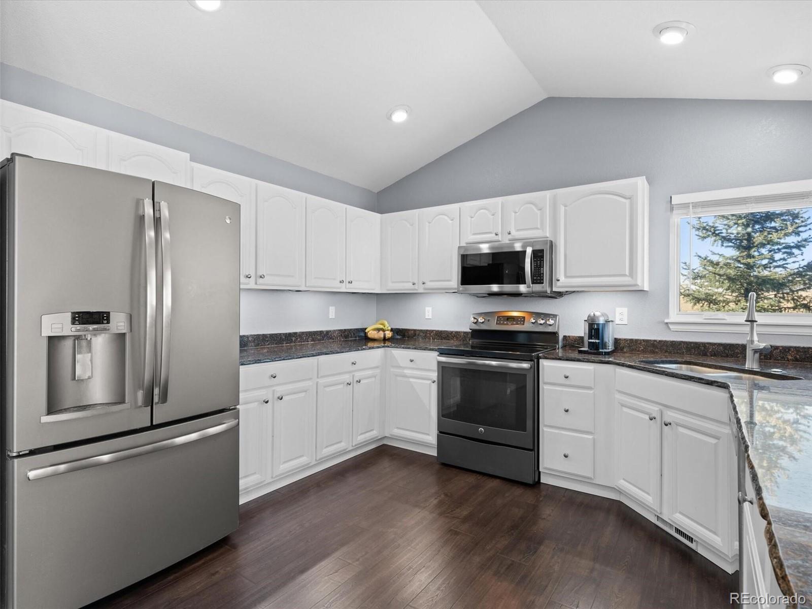 34404 Goldenrod Circle