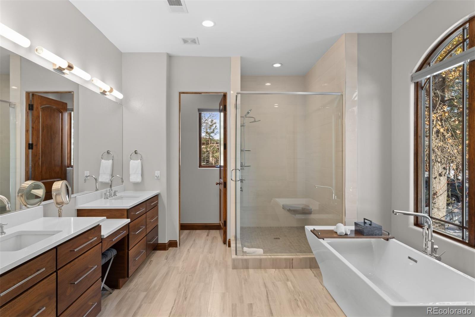 4885 Silver Pine Drive