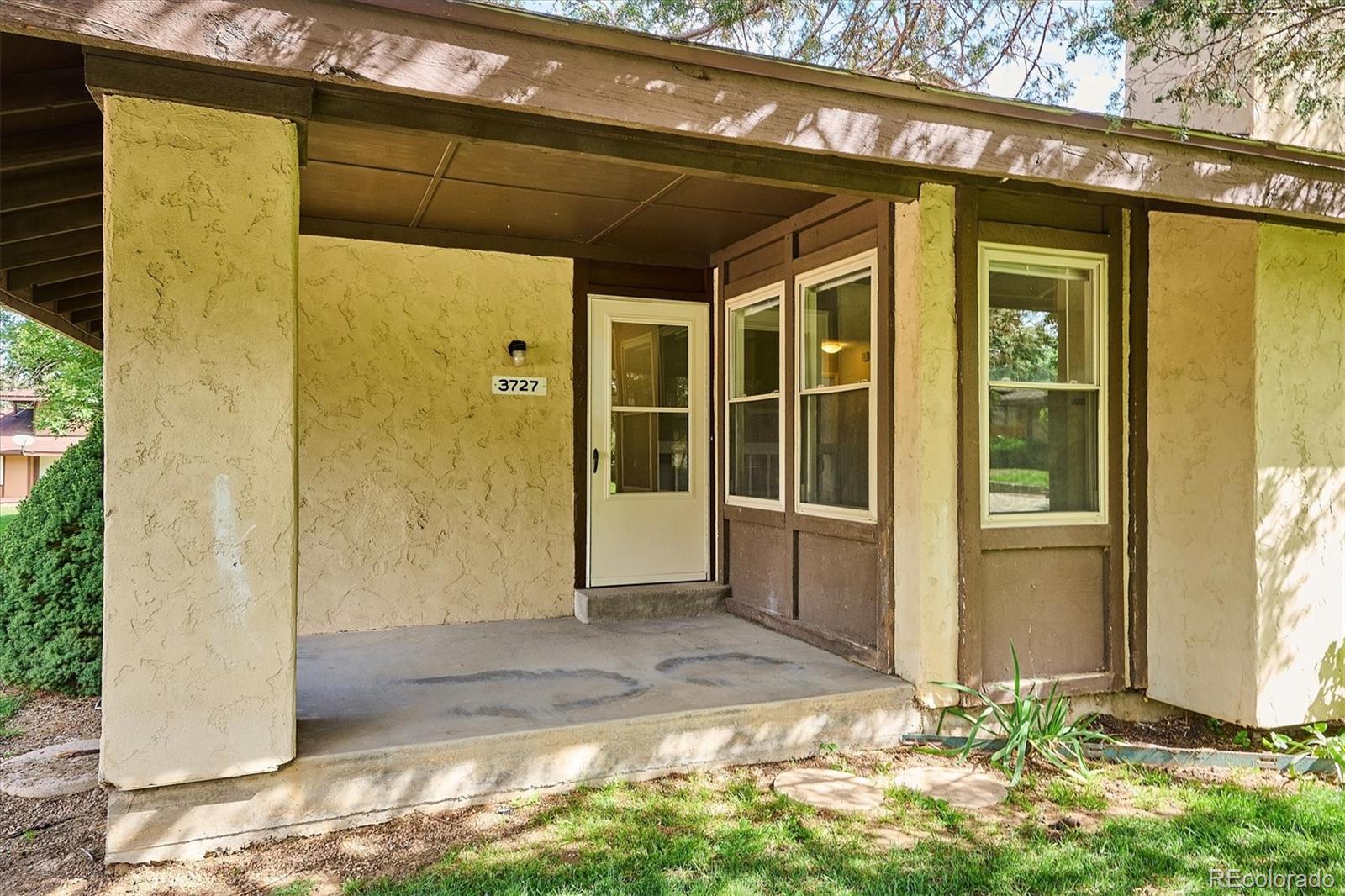 3727 S Granby Way