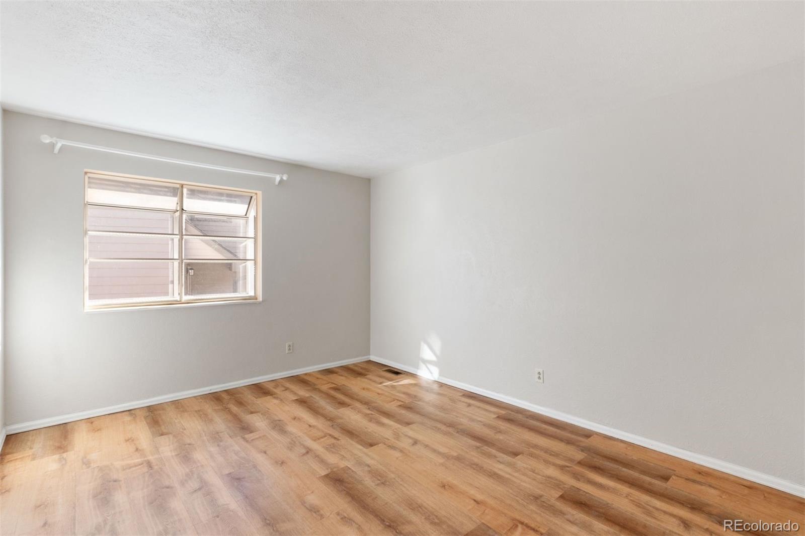 380 Cobblestone Drive