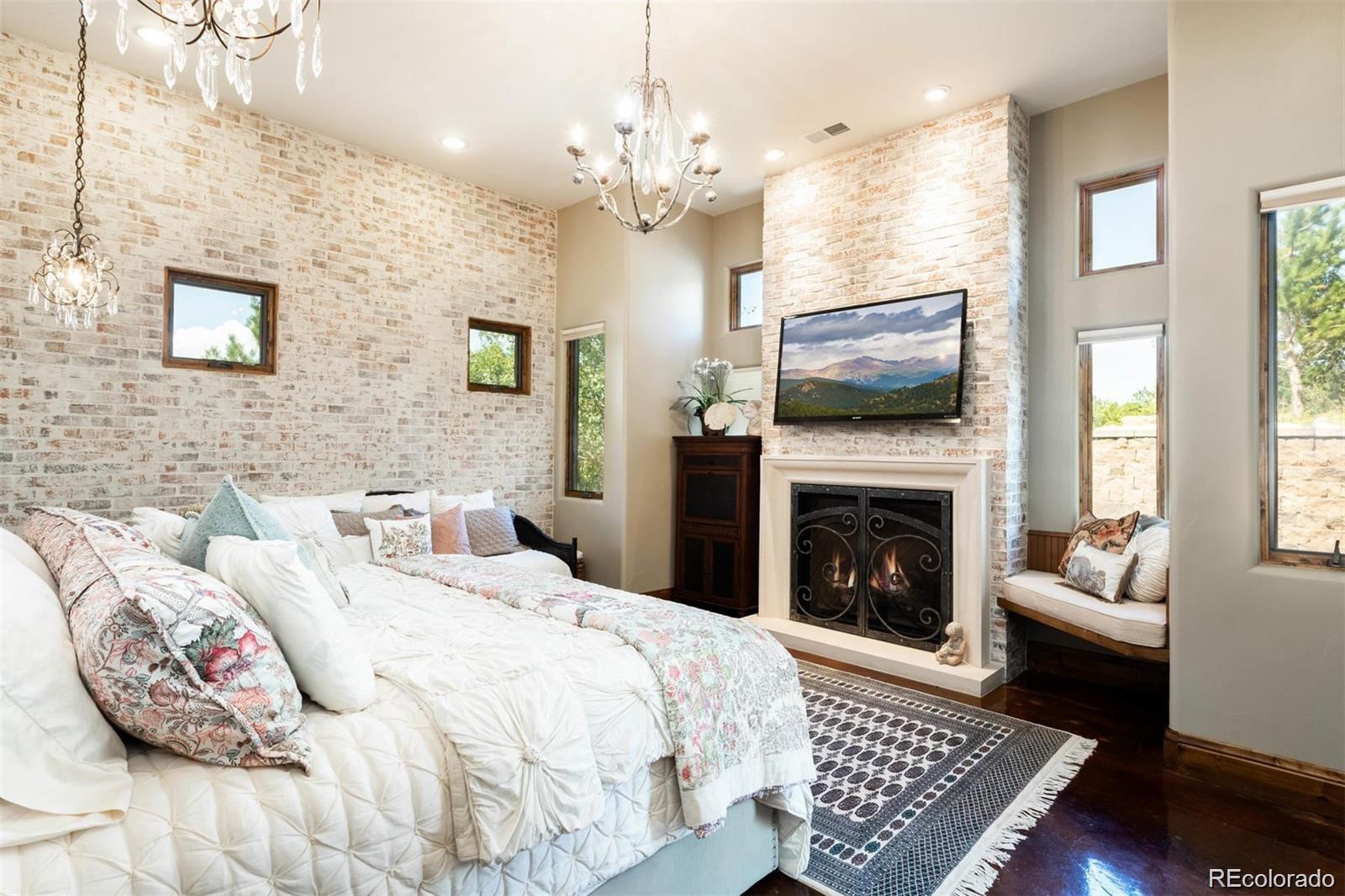 3120 Bears Den Drive