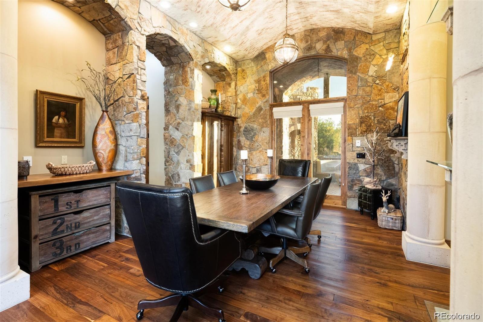 3120 Bears Den Drive