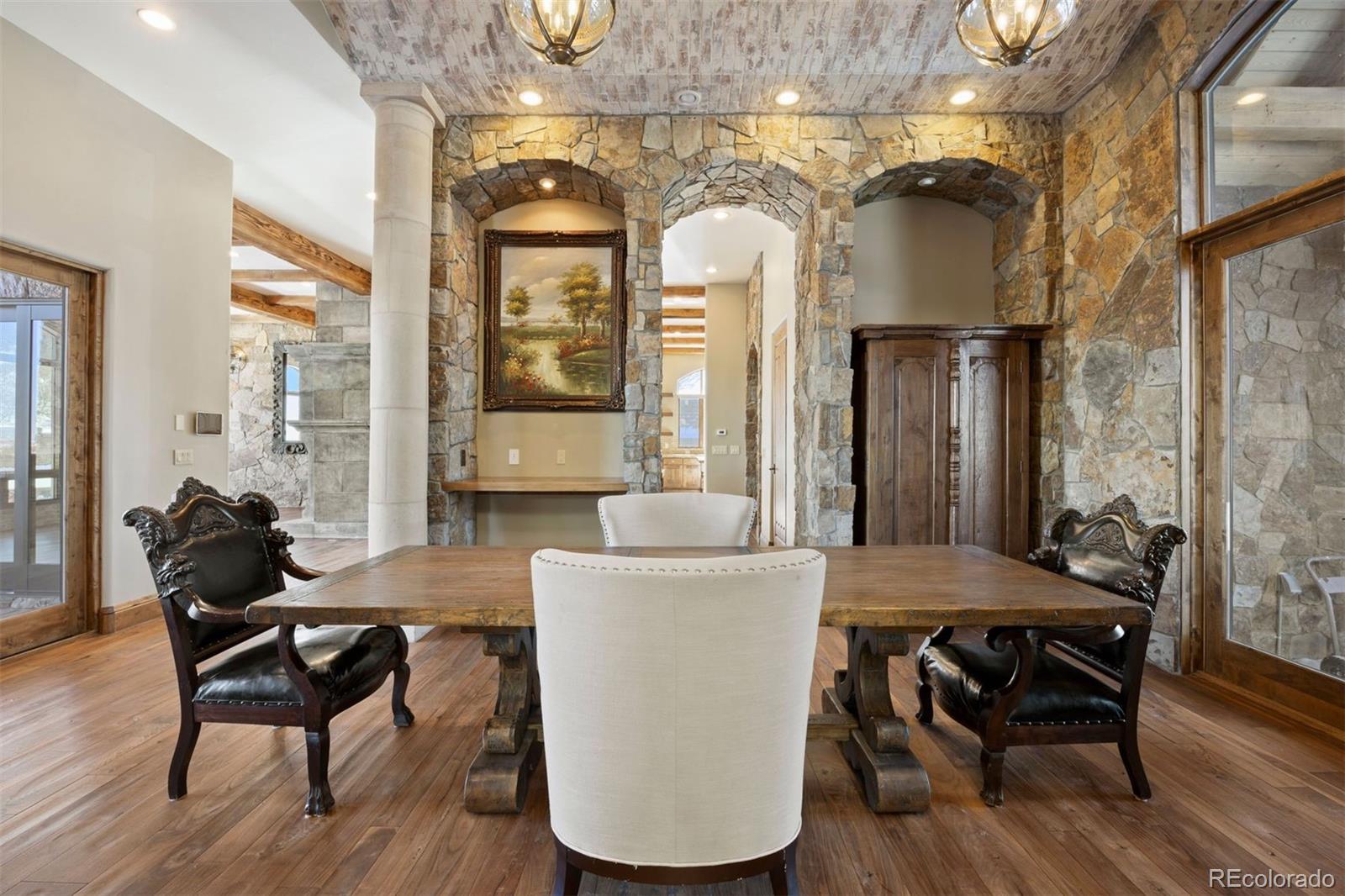 3120 Bears Den Drive