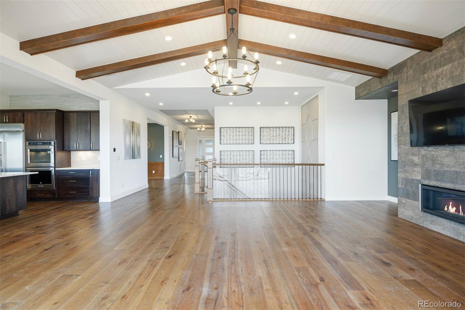 27381 E Lakeview Drive