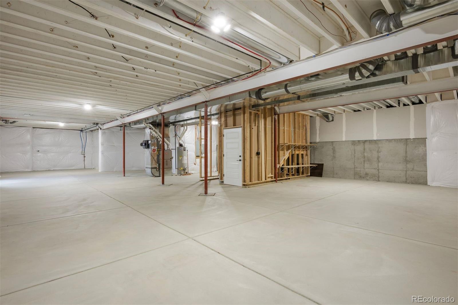 27381 E Lakeview Drive