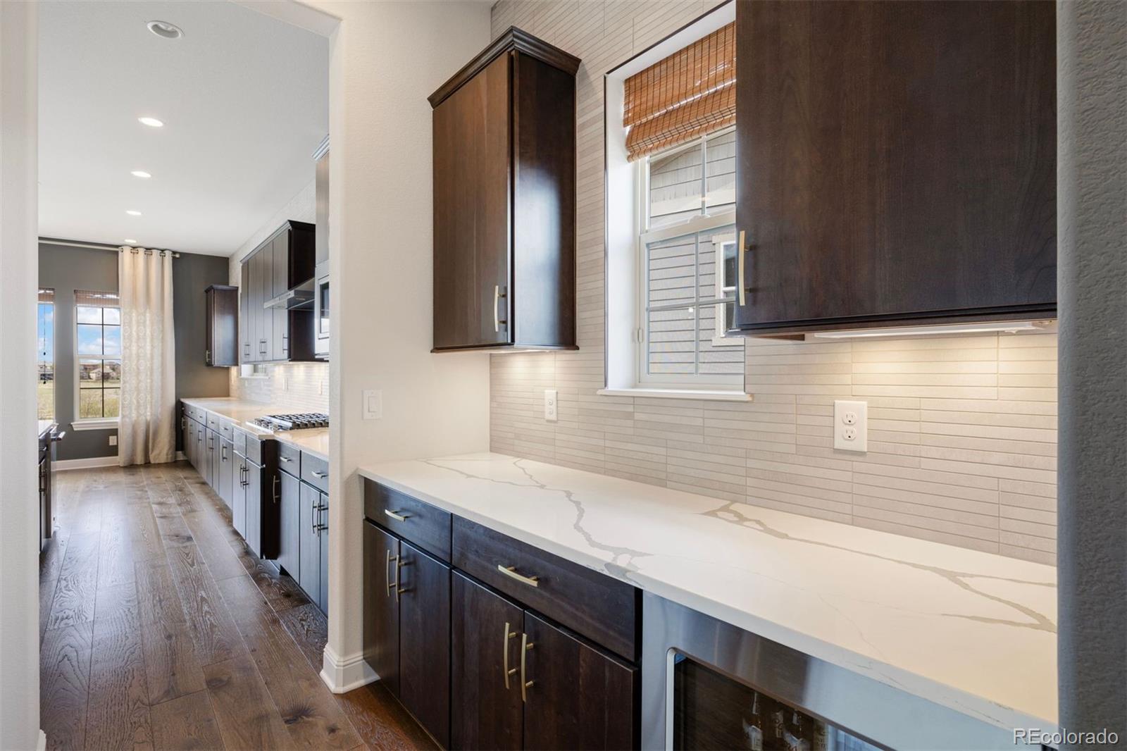 27381 E Lakeview Drive