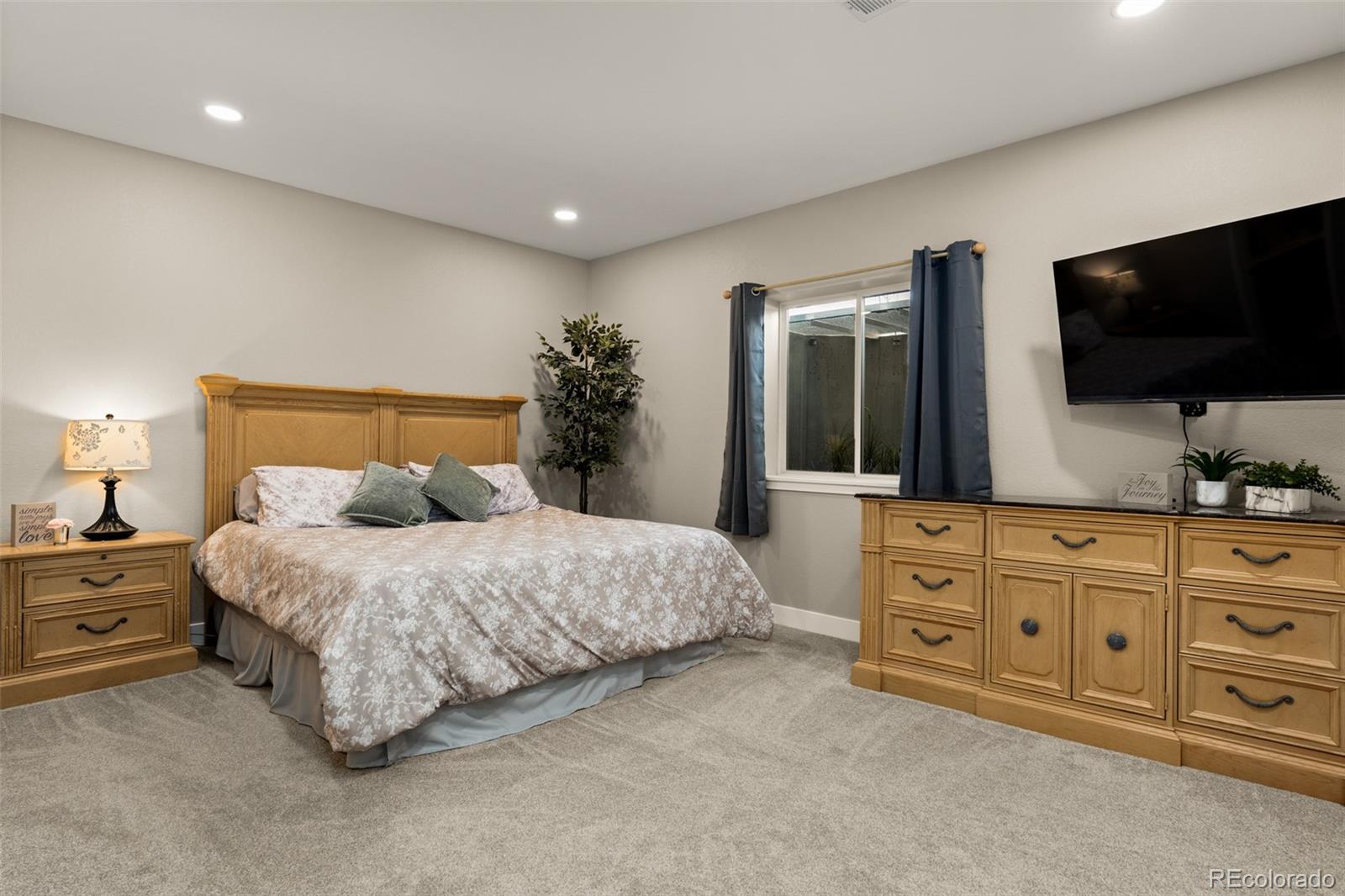 7358 Canyonpoint Road