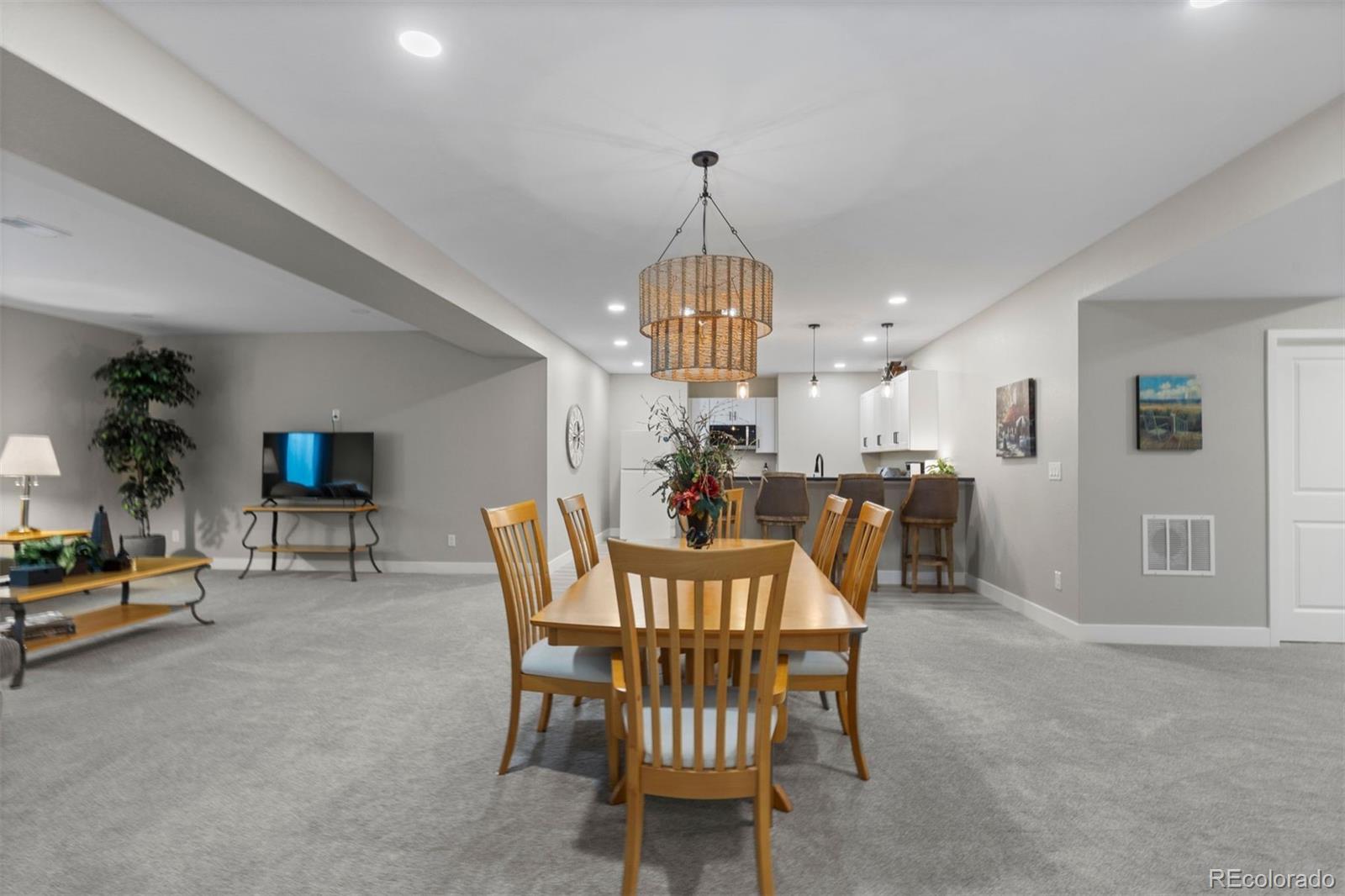 7358 Canyonpoint Road