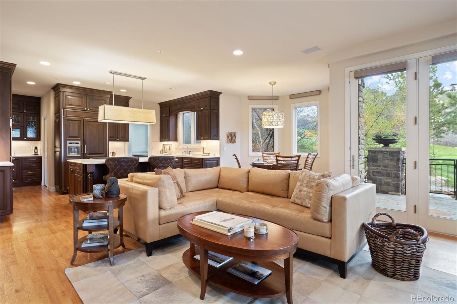 947 Country Club Parkway