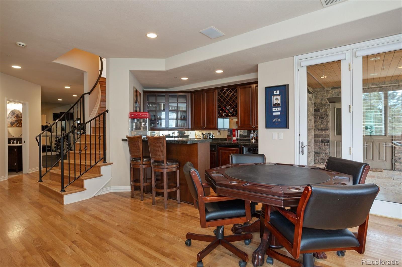 947 Country Club Parkway