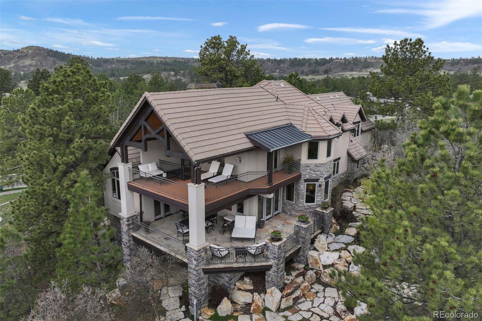 947 Country Club Parkway