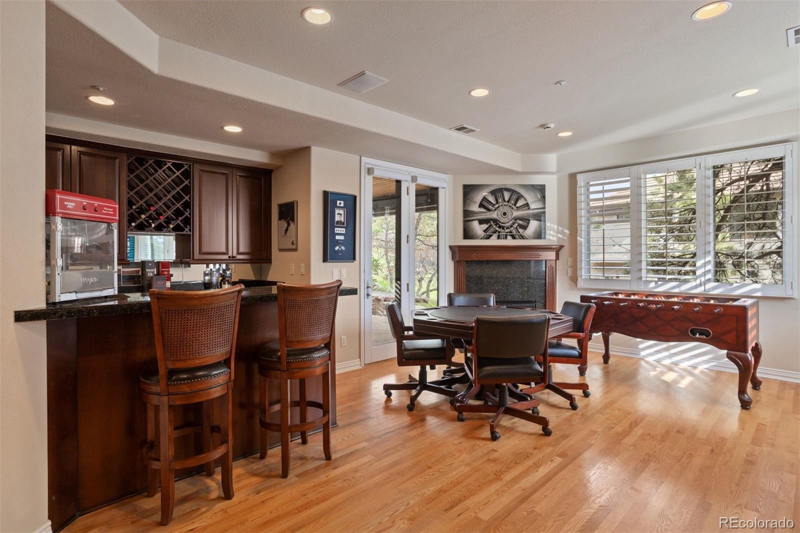 947 Country Club Parkway