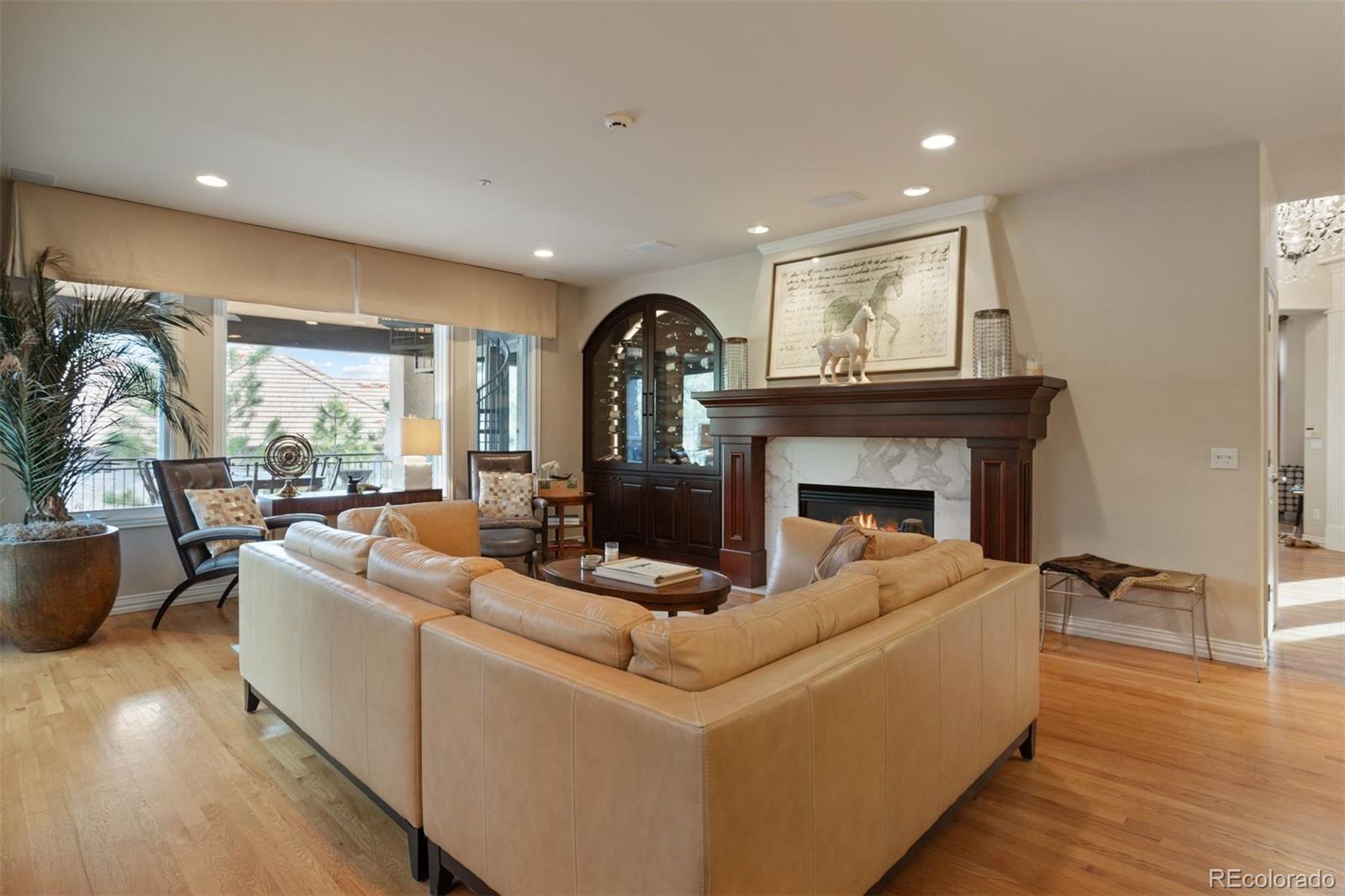 947 Country Club Parkway