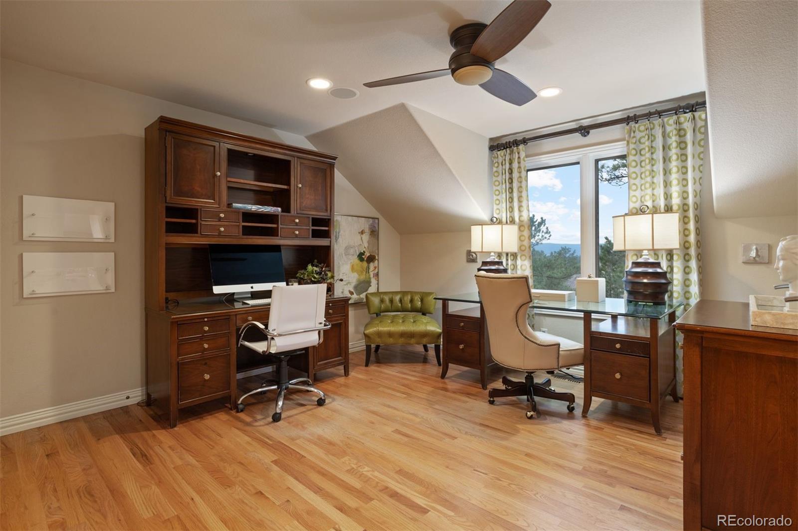 947 Country Club Parkway