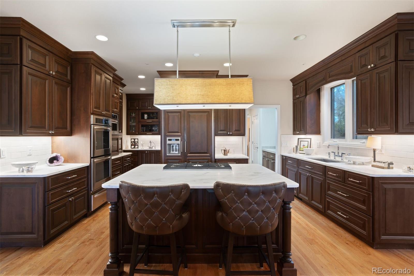 947 Country Club Parkway