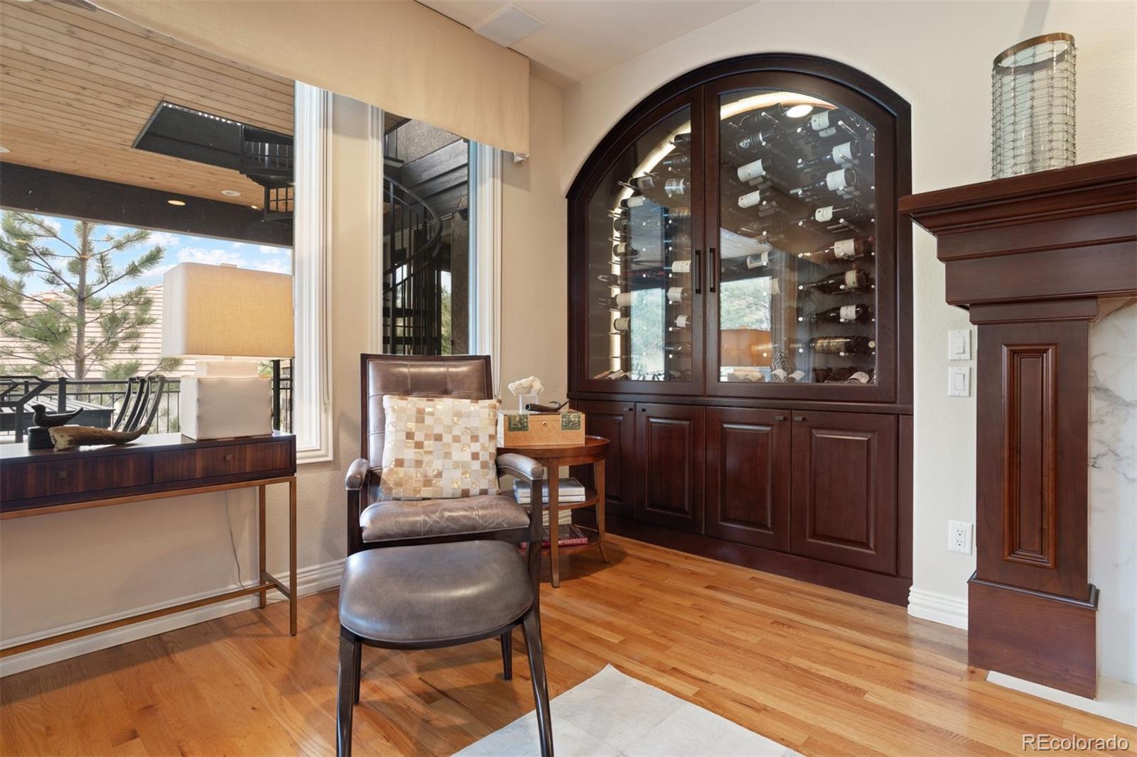 947 Country Club Parkway