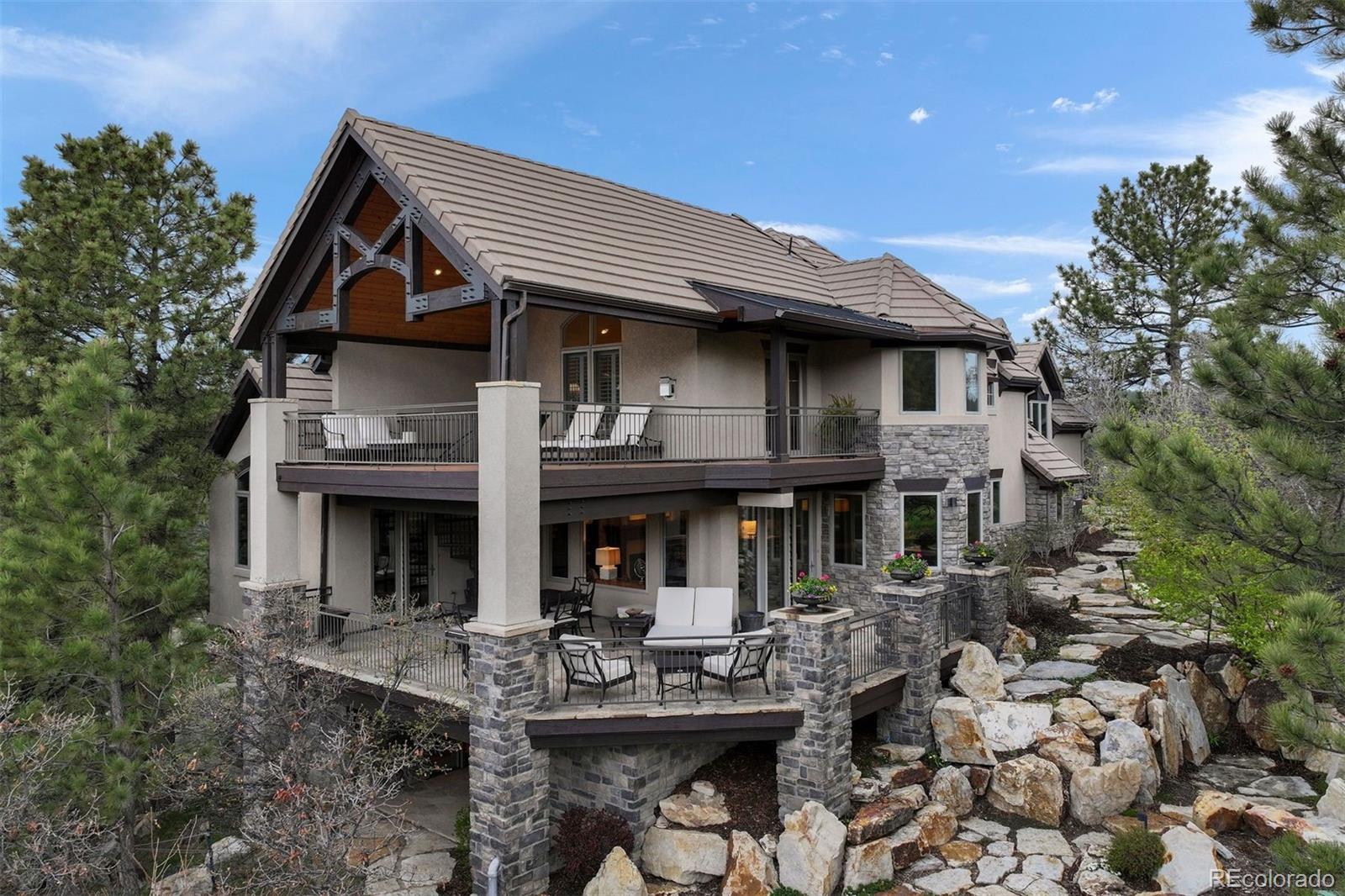 947 Country Club Parkway