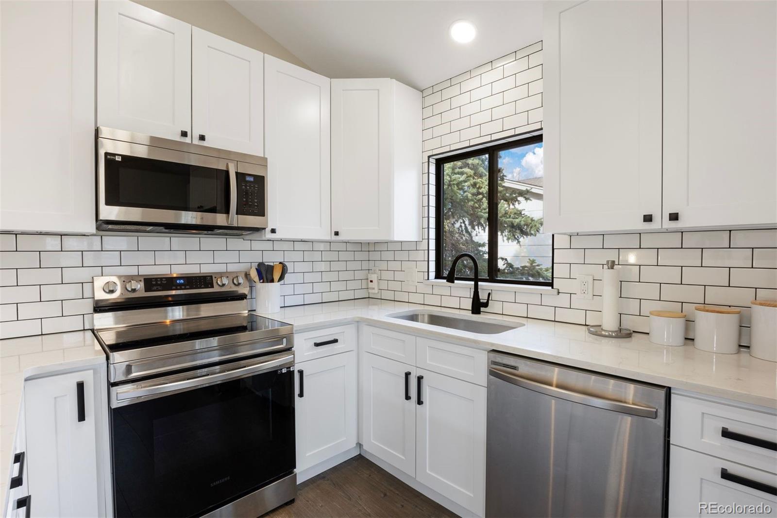 12399 Country Meadows Drive