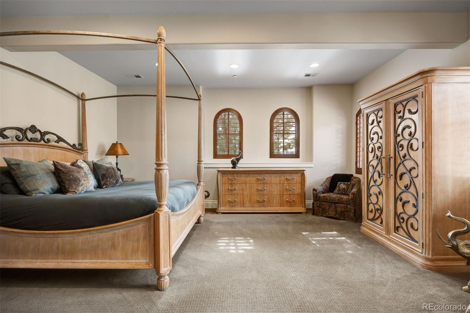 1042 Country Club Estates Drive