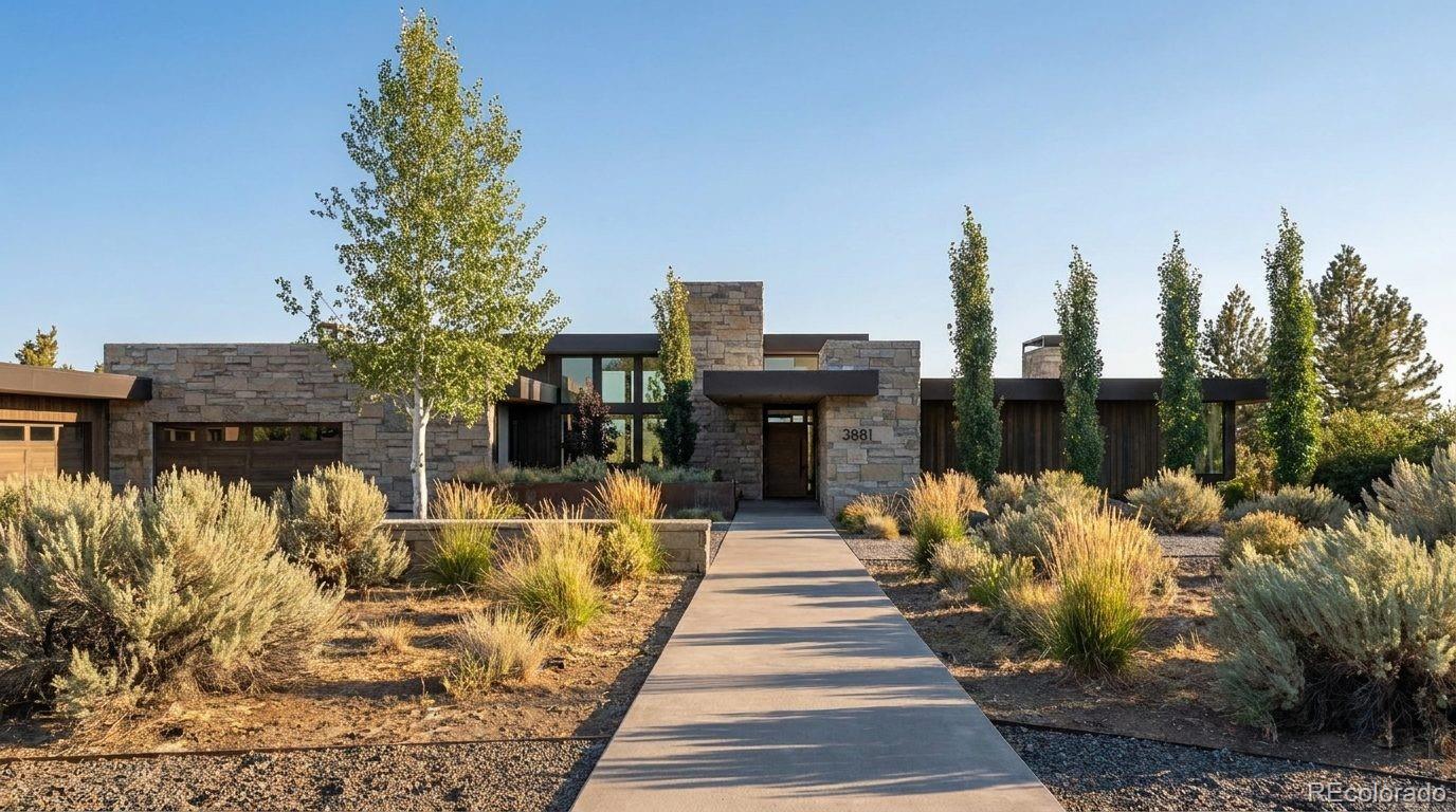 3881 Turret Lane