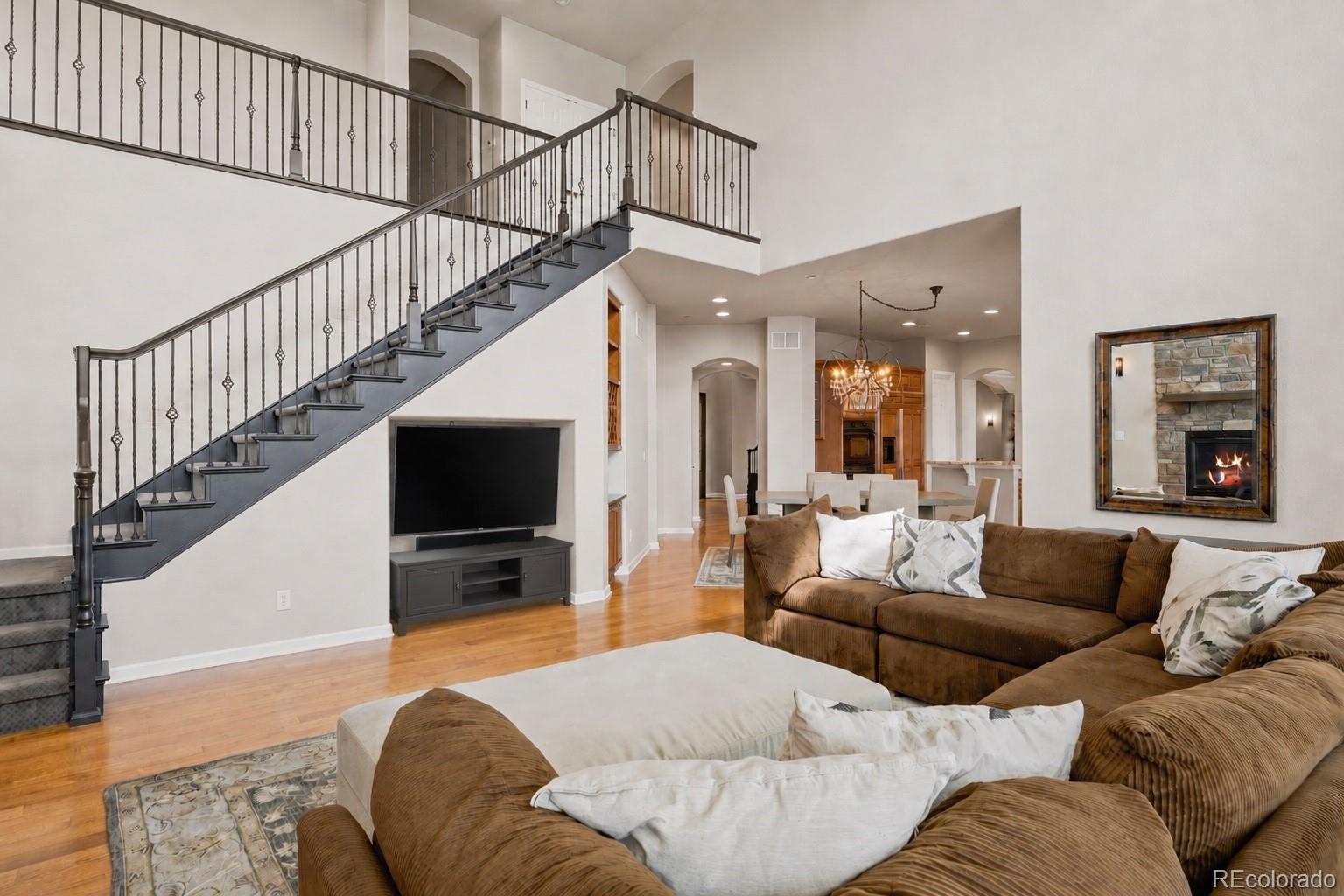 6258 Oxford Peak Court