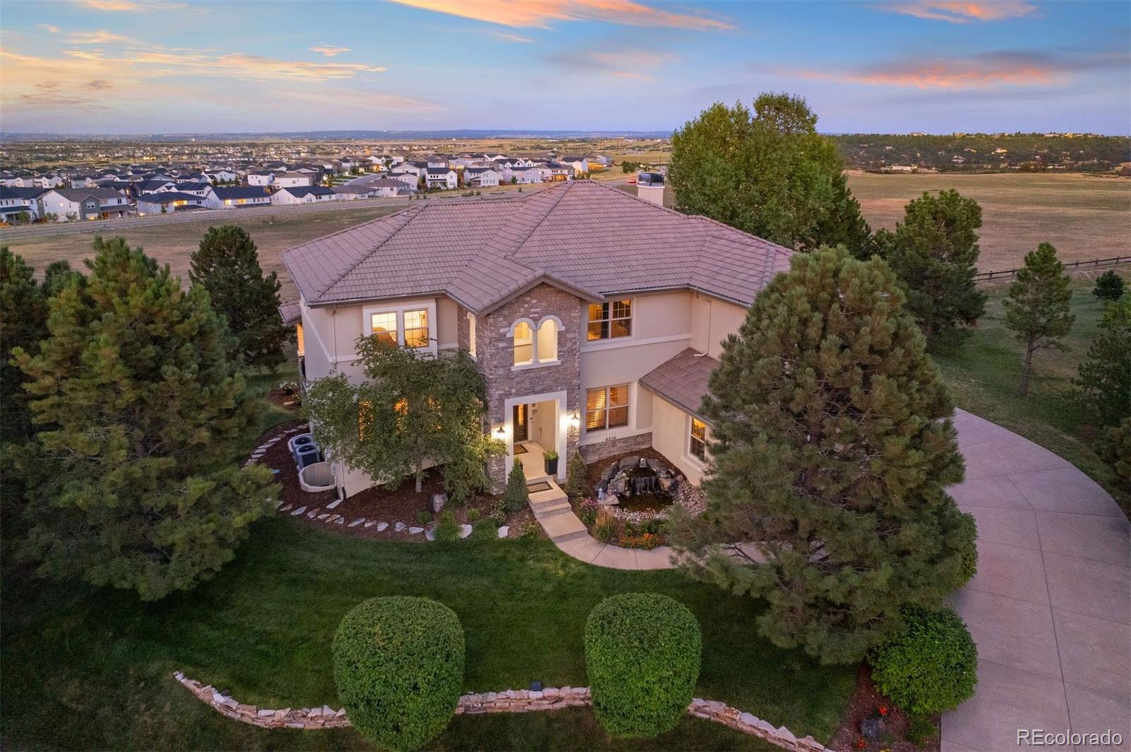 6258 Oxford Peak Court