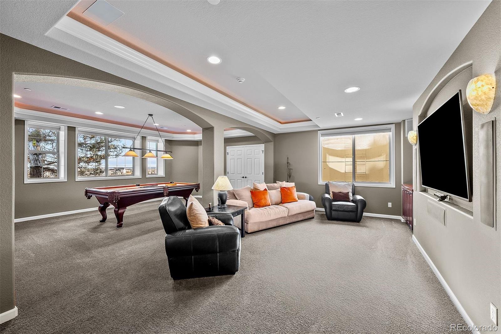 6258 Oxford Peak Court