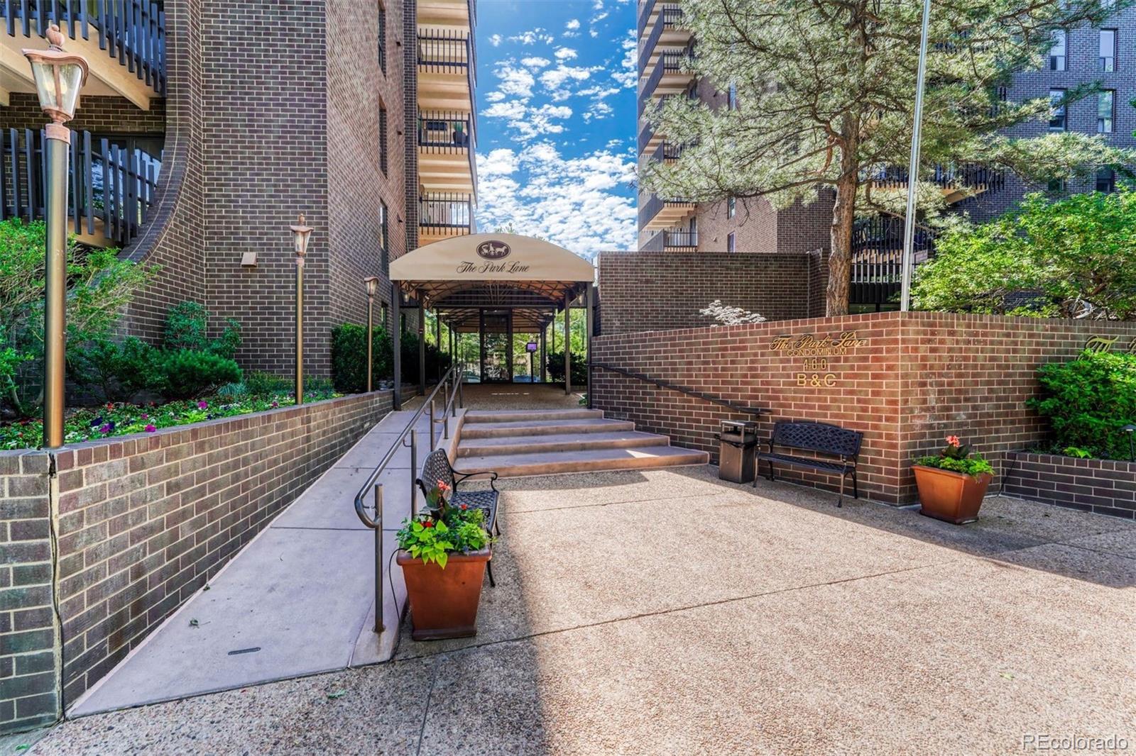 480 S Marion Parkway Unit: 305
