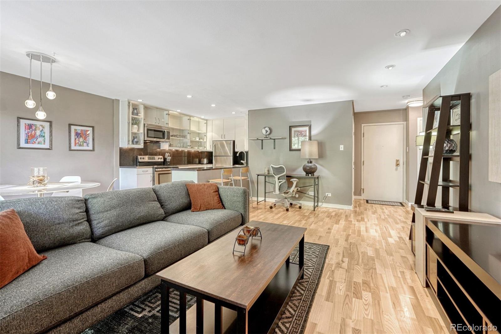 480 S Marion Parkway Unit: 305