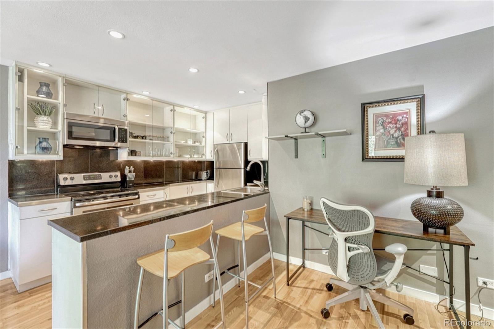 480 S Marion Parkway Unit: 305