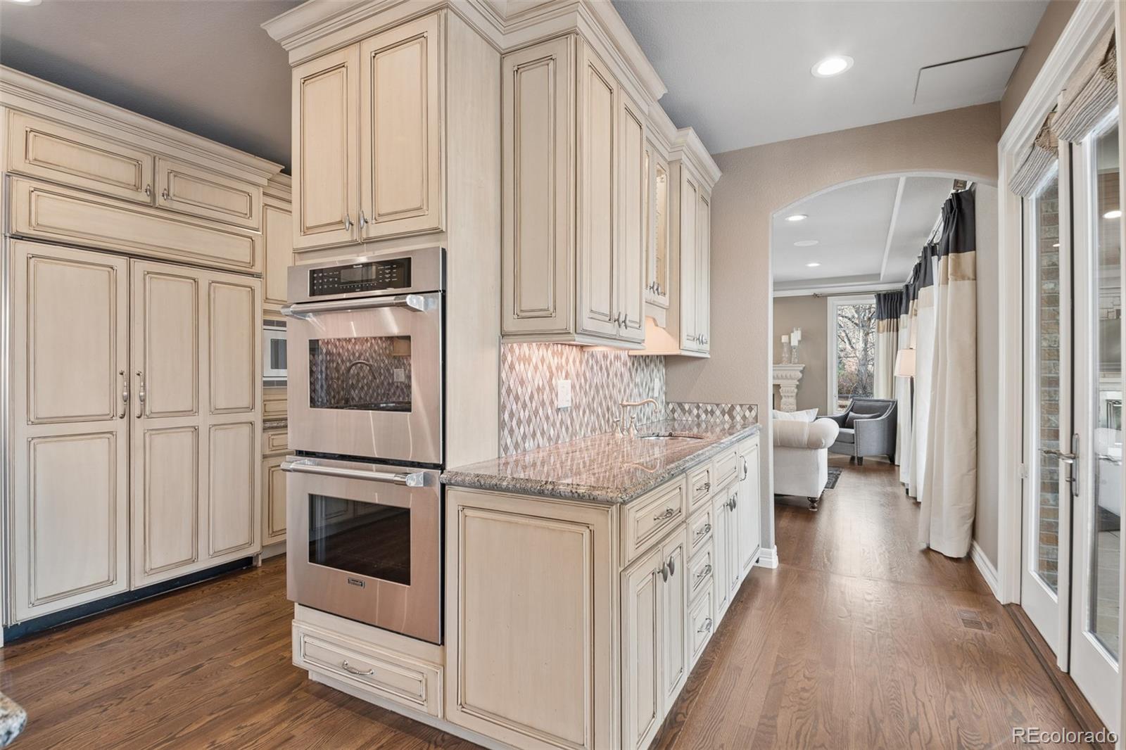 4443 W Cottonwood Place