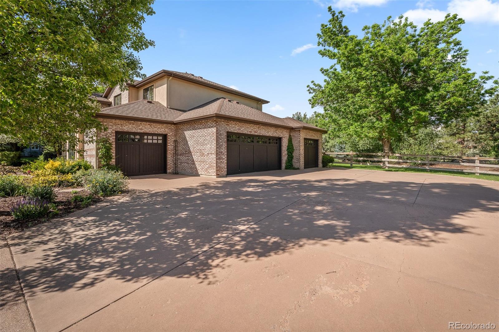 4443 W Cottonwood Place