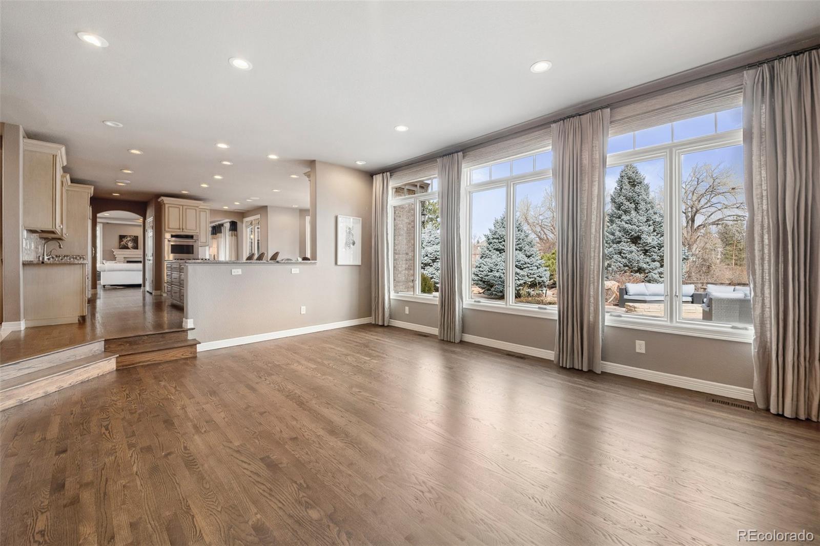 4443 W Cottonwood Place