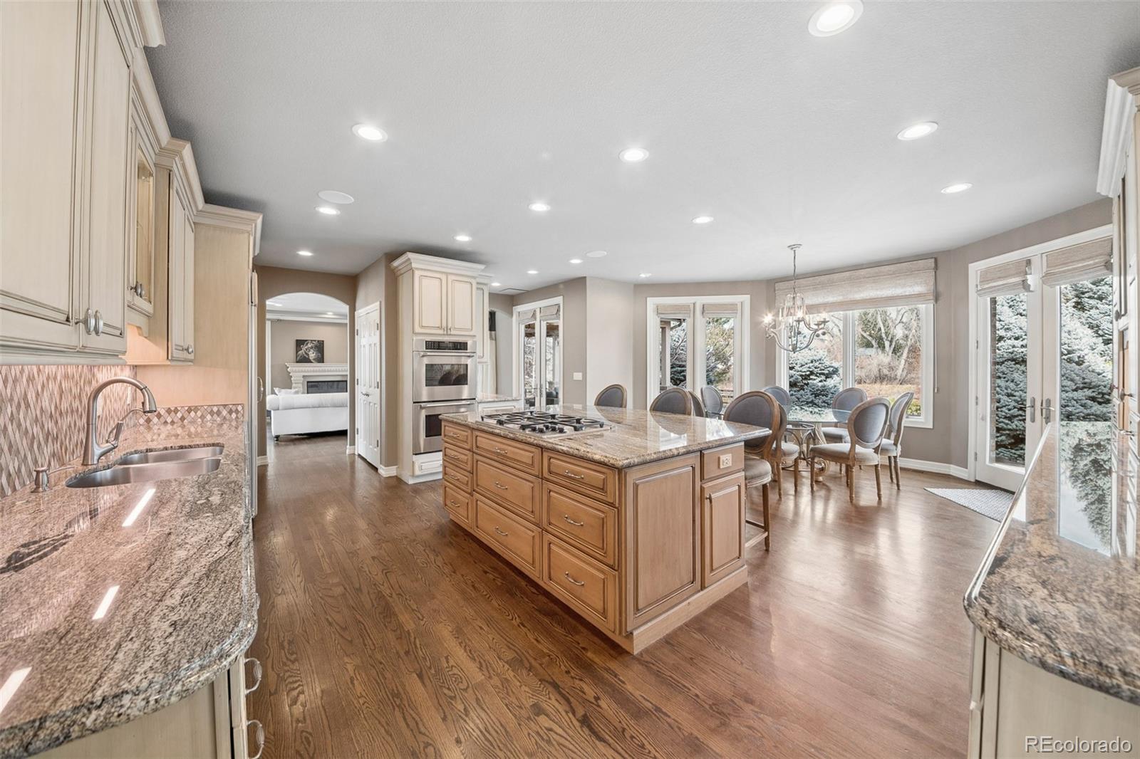 4443 W Cottonwood Place