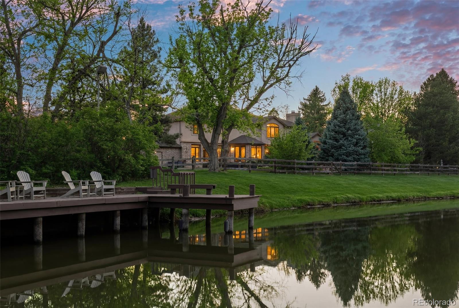 4443 W Cottonwood Place